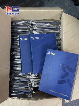 Hình ảnh của Mẫu sổ bìa da MB ép kim logo cap cấp