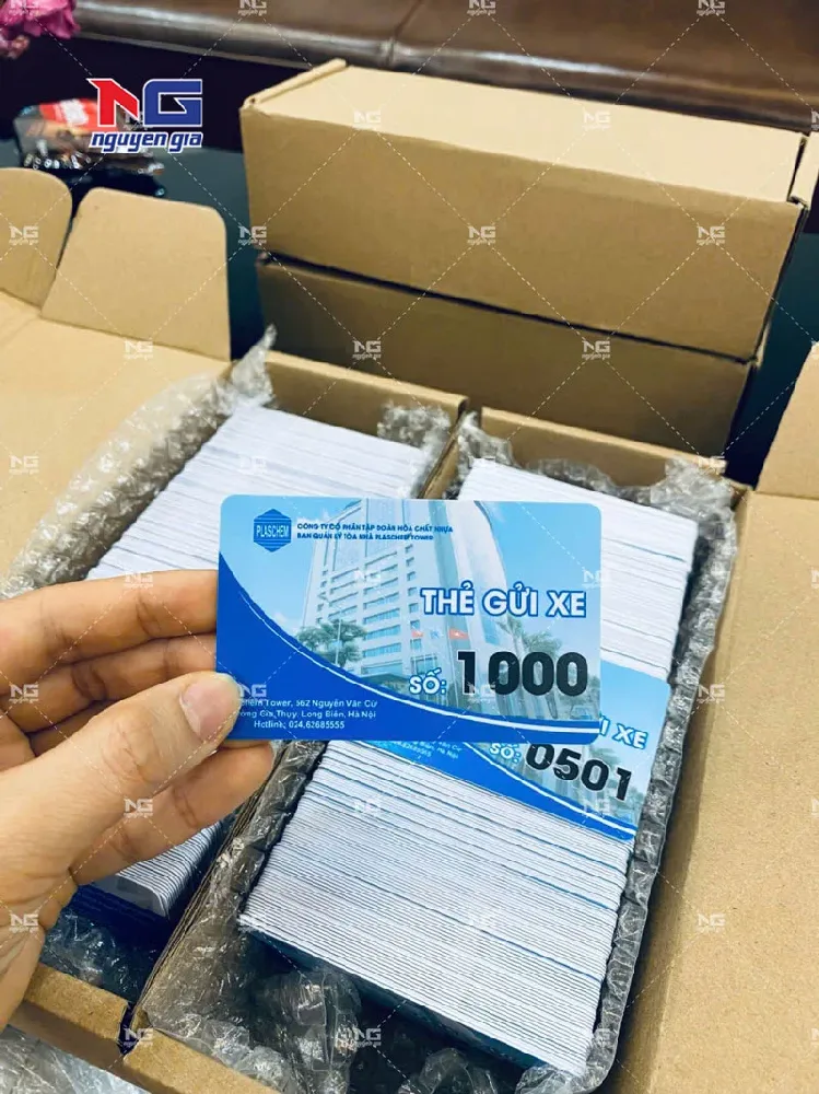 mẫu thẻ nhựa vé gửi xe