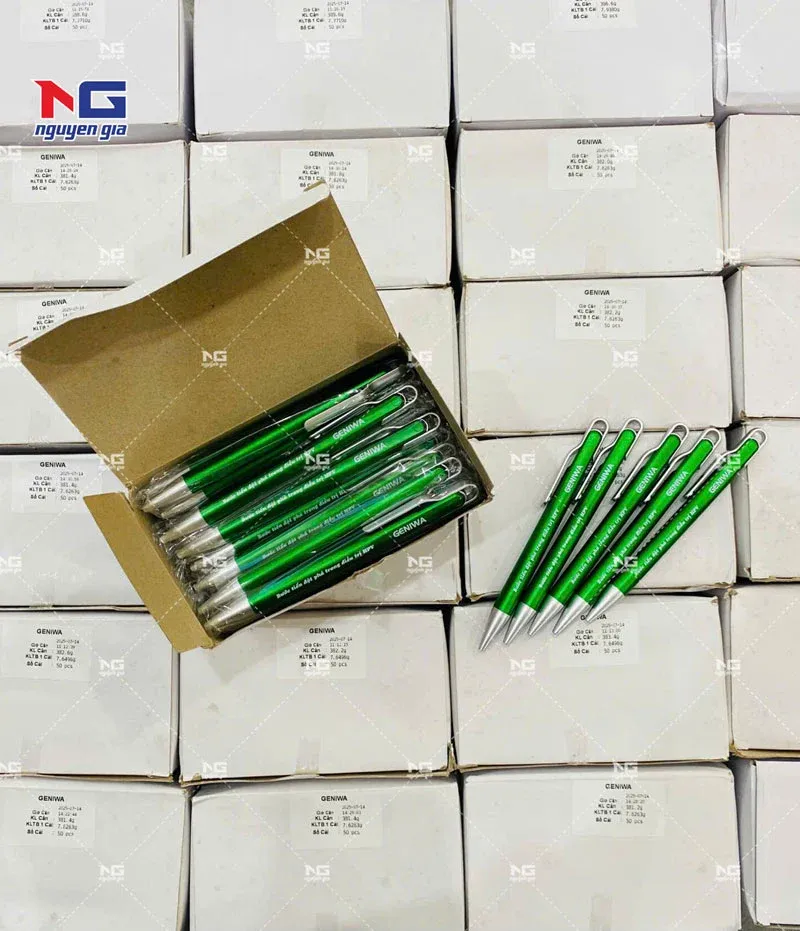 mẫu bút theo yêu cầu