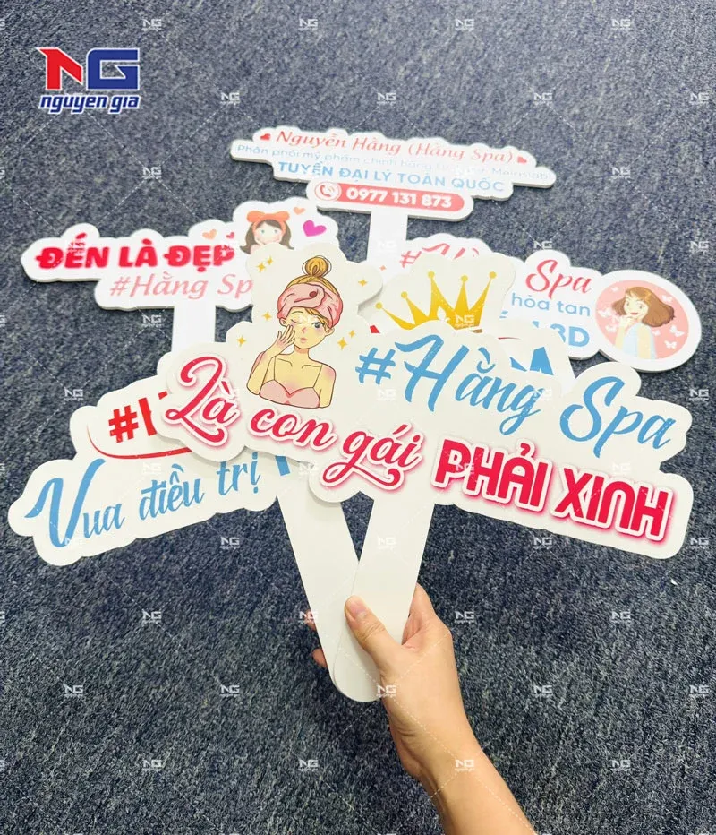 mẫu hashtag cầm tay đẹp giá rẻ