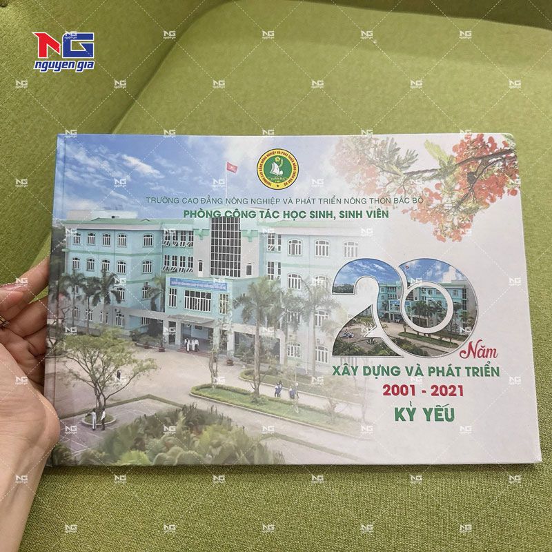 mẫu kỷ yếu Hà Nội đẹp