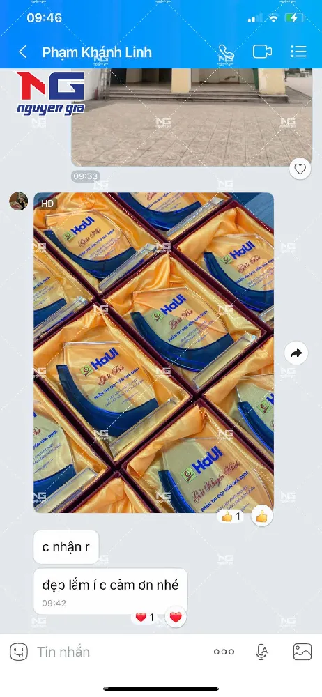 Mẫu cúp vinh danh dành cho các học sinh