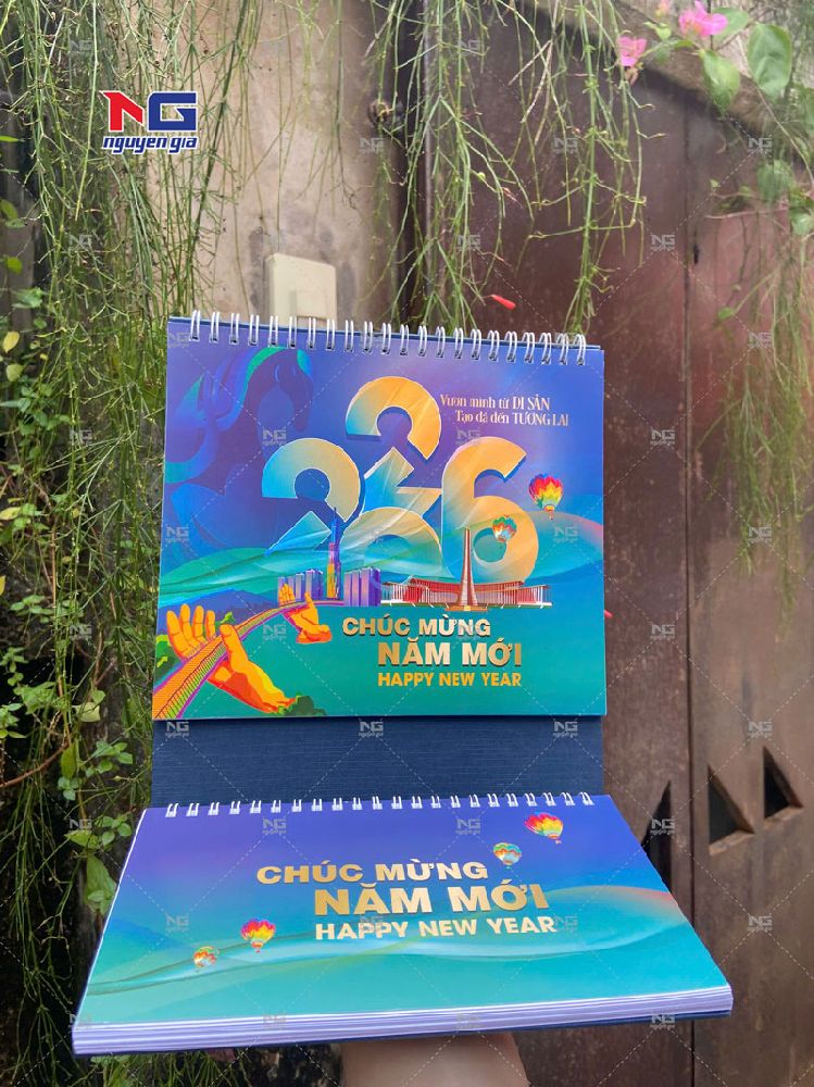 lịch tết bàn 2026