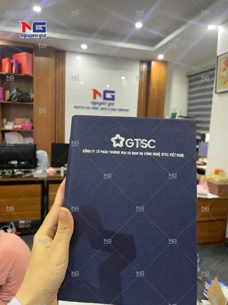 mẫu sổ bìa da theo yêu cầu GTSC 