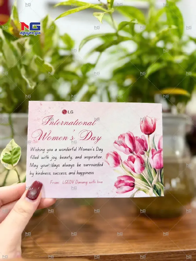 mẫu thiệp chúc mừng ngày phụ nữ 8.3